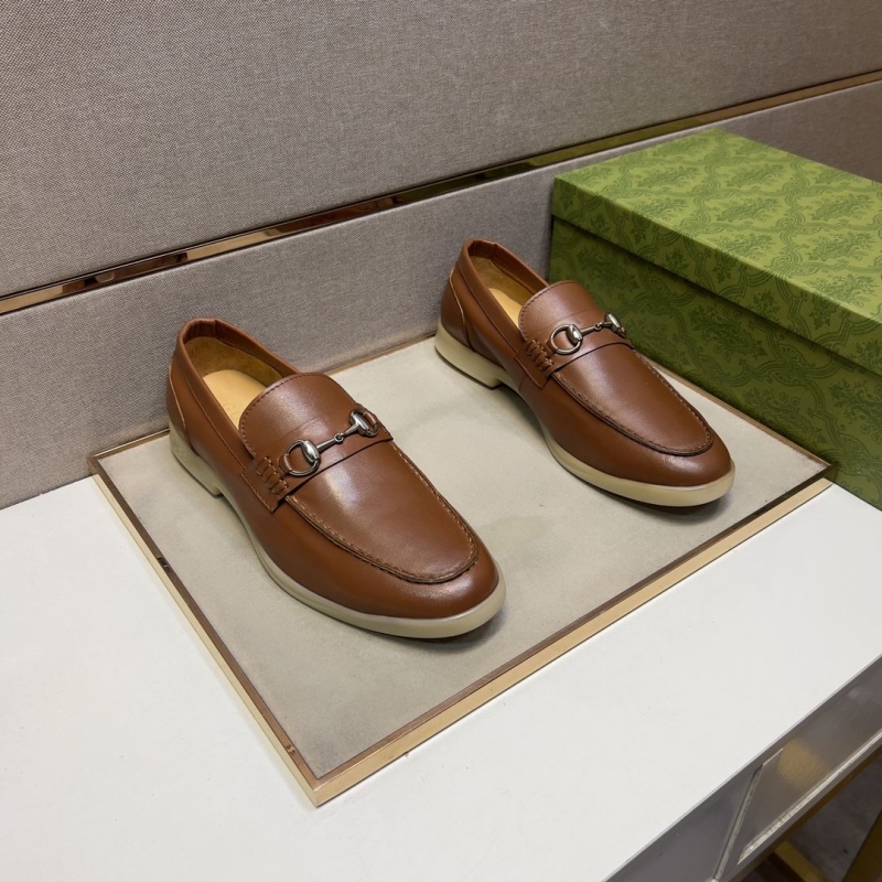 G*u*i leather shoes